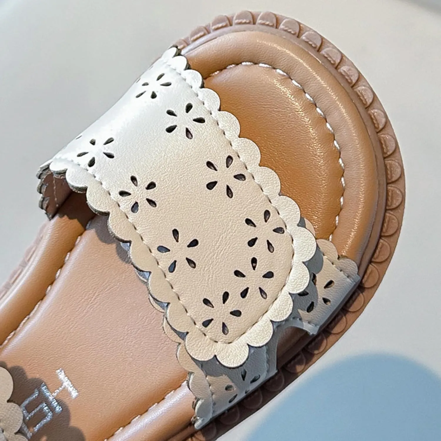 Girl Sandals Shoes Fashion Comfortable Soft Sole Sandal Beach Outdoor Flat Casual Footwear Baby