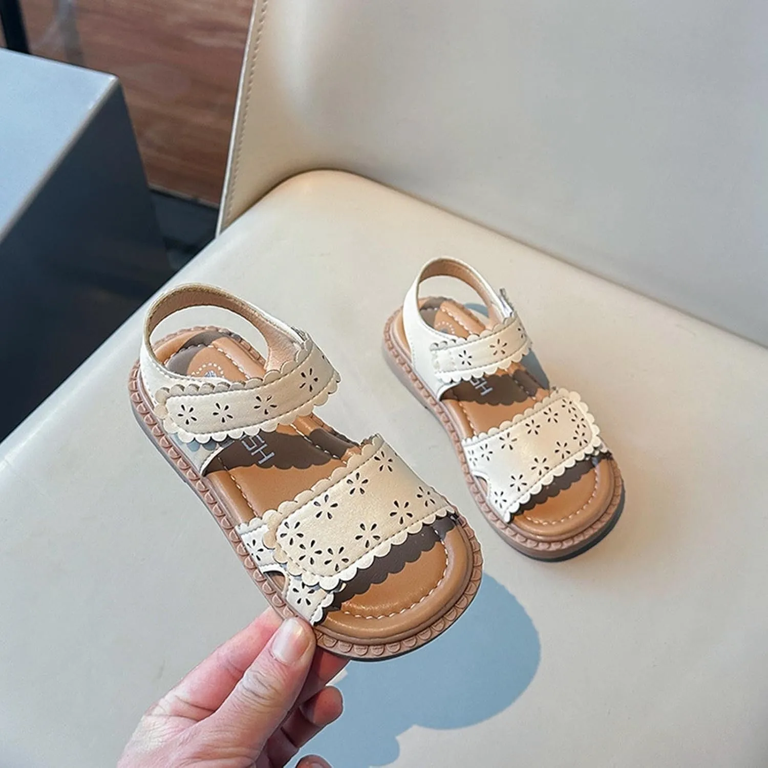 Girl Sandals Shoes Fashion Comfortable Soft Sole Sandal Beach Outdoor Flat Casual Footwear Baby