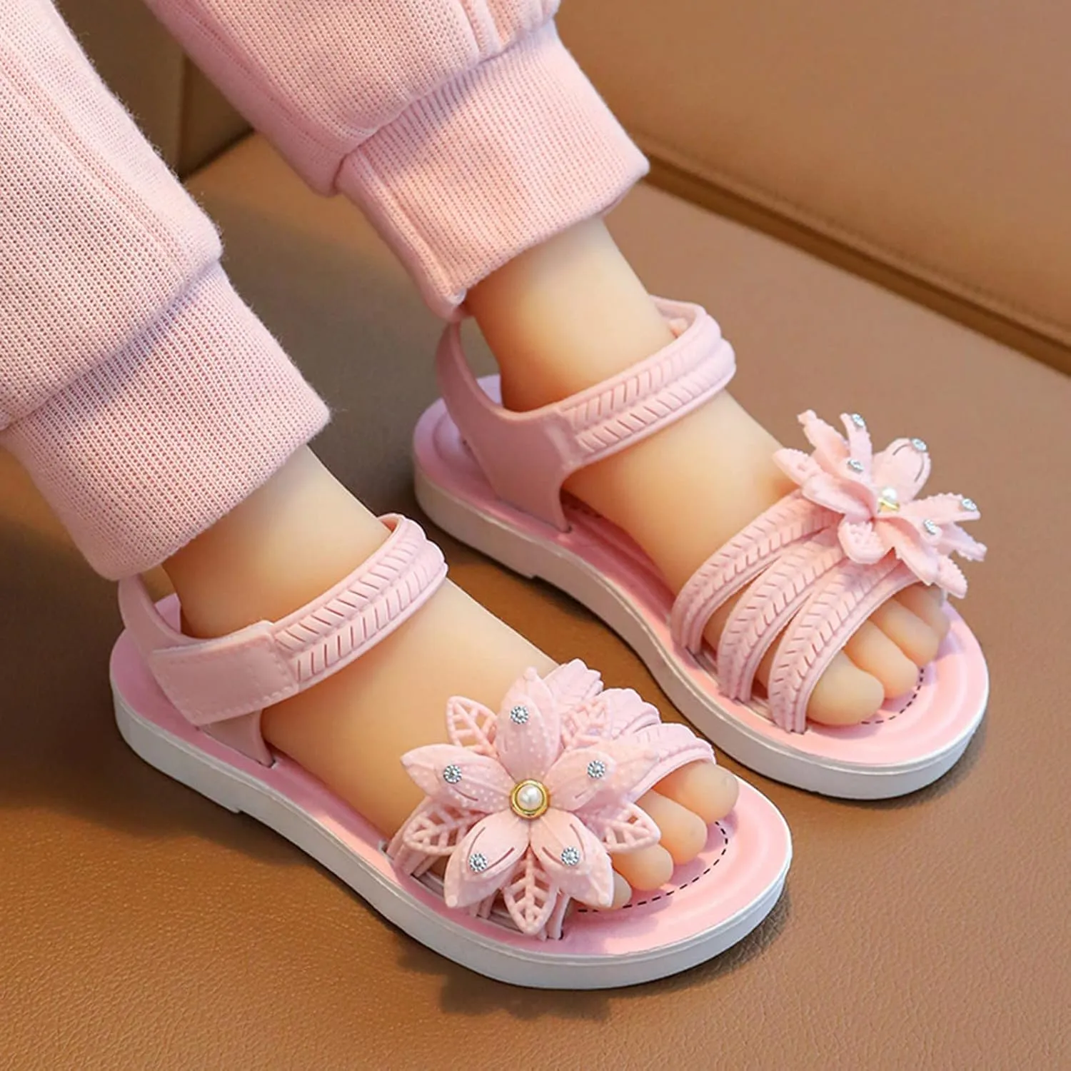 Little Girls Princess Flower Sandals Non Slip Soft Sole Comfortable Fashion Open Toe Flat Sandals Cute Beach Shoes