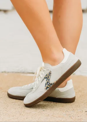 Skechers: Hotshot Shimmering Spots Sneakers in Taupe