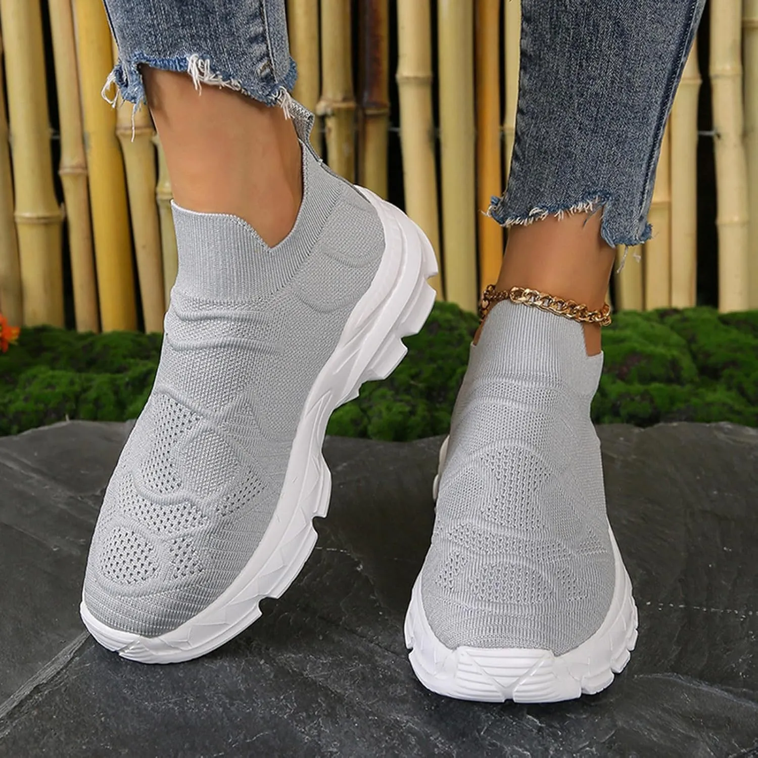 Sneakers for Women Mesh Slip On Running Laceless Walking Shoes Non Slip Lightweight Gym Workout Breathable Fashion Sneakers
