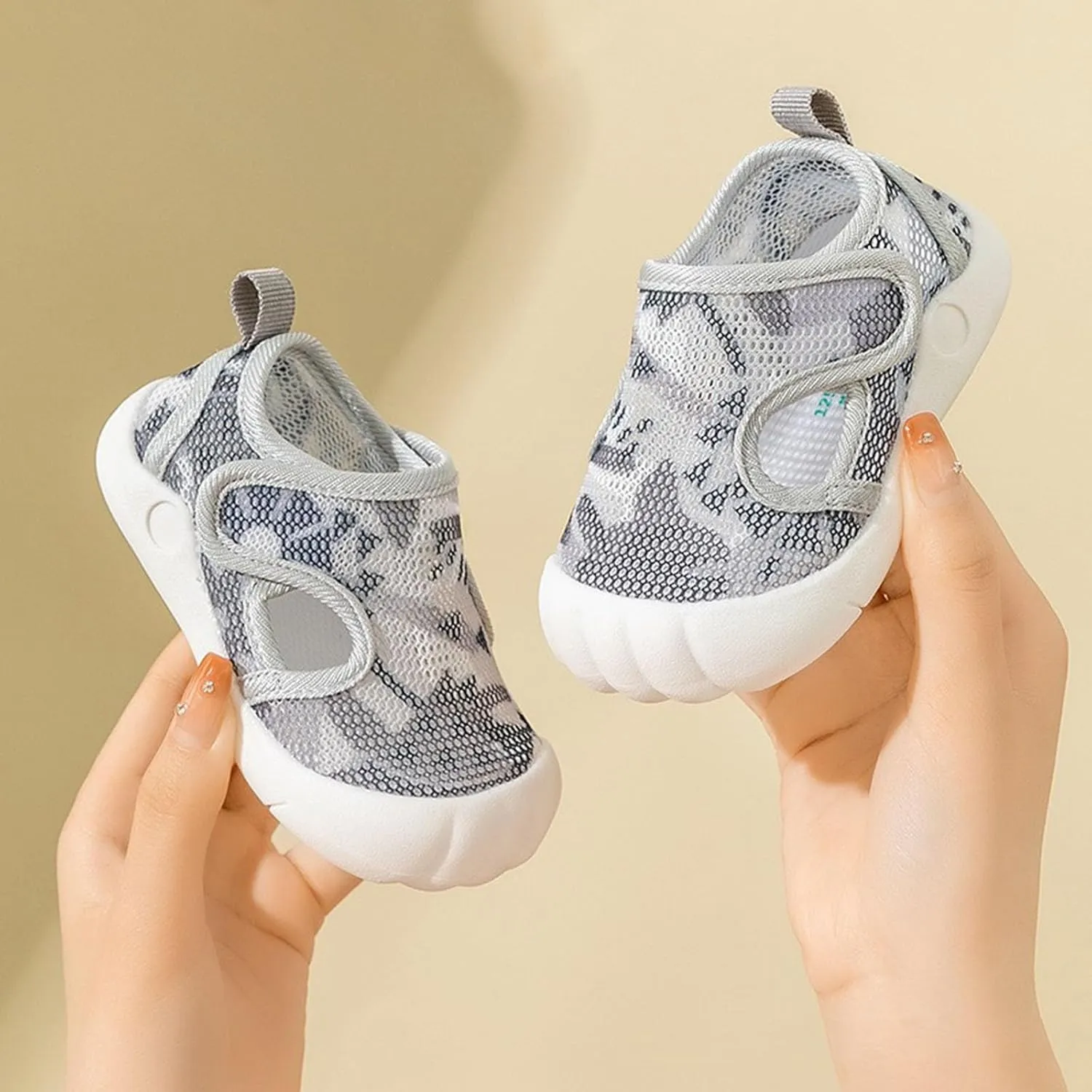Toddler Walking Shoes Quick Dry Non-Slip Soft Sole Sneakers Summer Closed Toe Lightweight Breathable First Walking Shoes