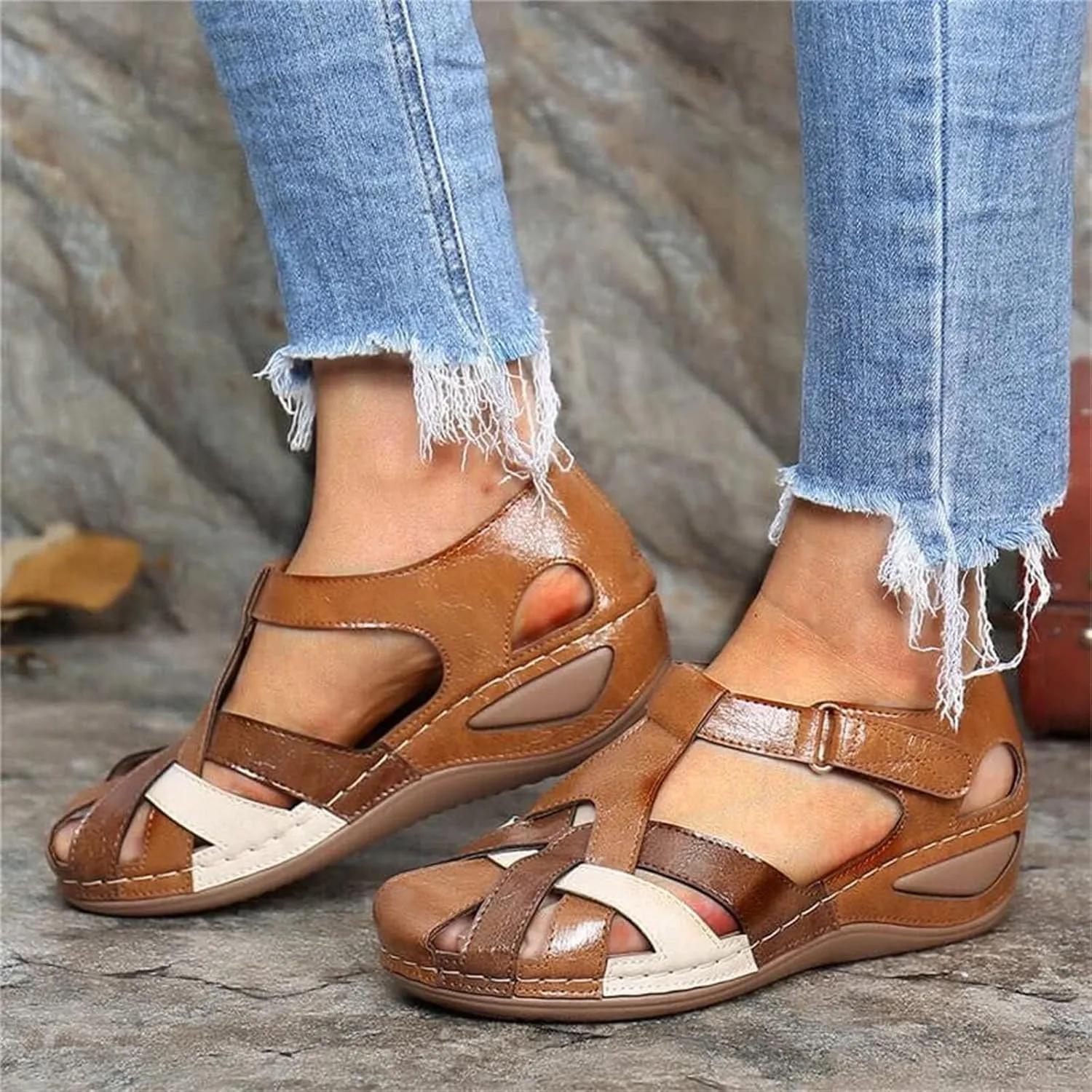 Womens Leather Sandals Bohemia Vintage Closed Toe Wedge Shoes Hollow Out Cross Orthopedic Sandals Breathable Outdoor Shoes